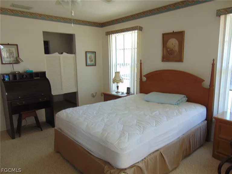 1092 Riverbend Dr — Photo 21