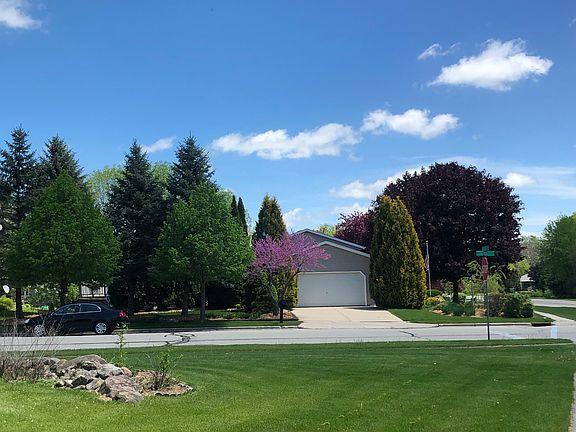 5th image of W198N16518 Linden Dr