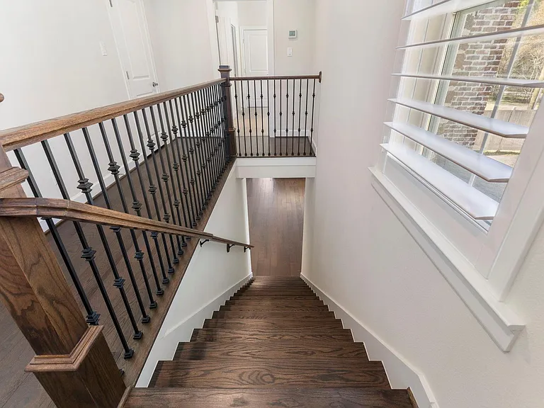 106 Magnolia Green St — Photo 7