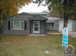 210 SE Rice Rd, Topeka, KS 66607