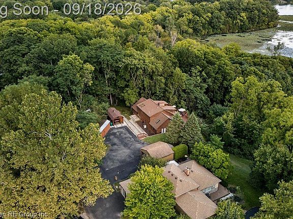 2nd image of 2127 Rawsonville Rd