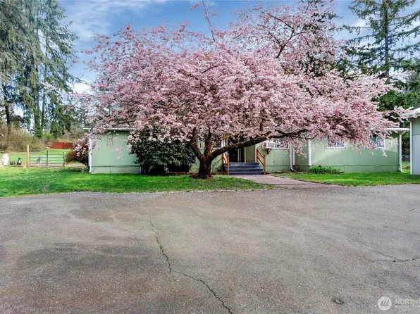32015 65th Avenue Ct S, Roy, WA 98580