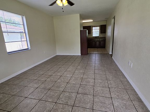 3rd image of 117 Denton Ave