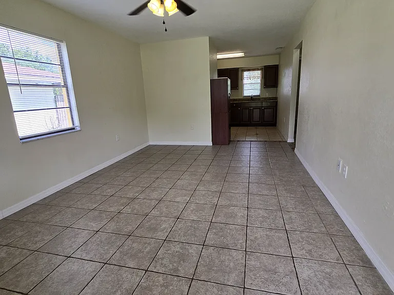 117 Denton Ave — Photo 3
