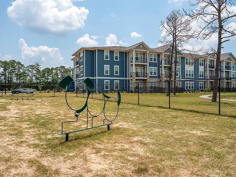 The Mason at Fremaux Park Apartments — Photo 28
