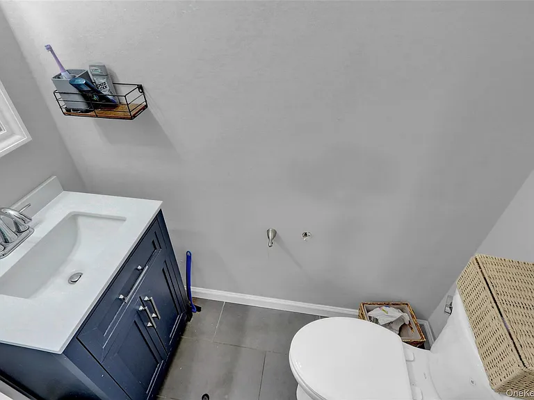 220 E Chester St #2 — Photo 9