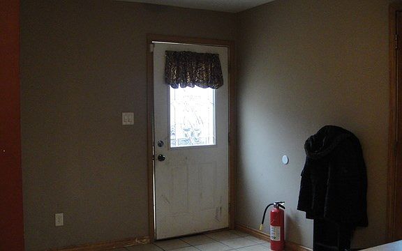 2nd image of 2029 Jamestown Dr