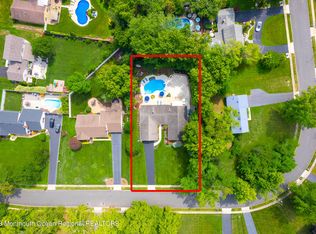 7 Grayson Ln, Manalapan, NJ 07726