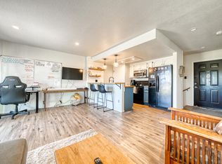 831 Mission Sierra Ct, Redding, CA 96003