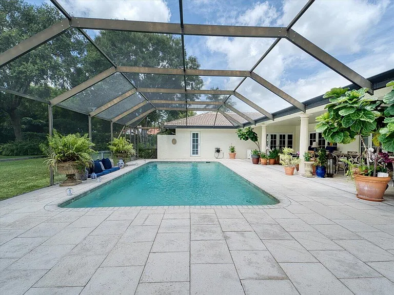 2908 Banyan Boulevard Cir NW — Photo 76