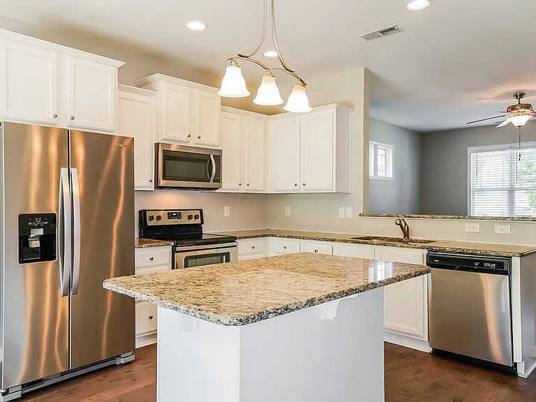 229 Lanier Pl — Photo 8