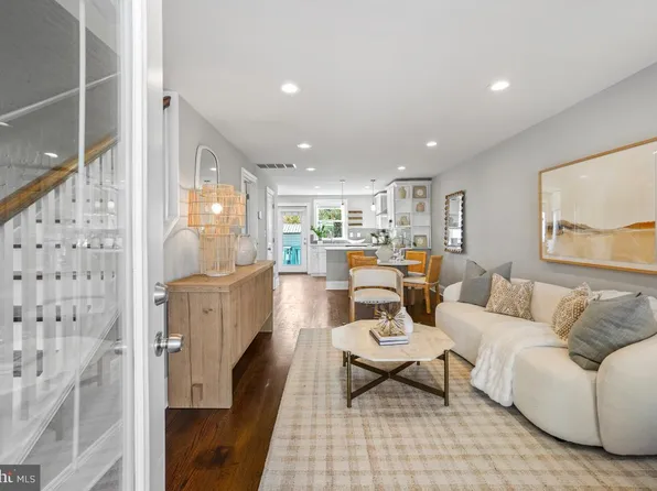 5124 7th St NW, Washington, DC 20011