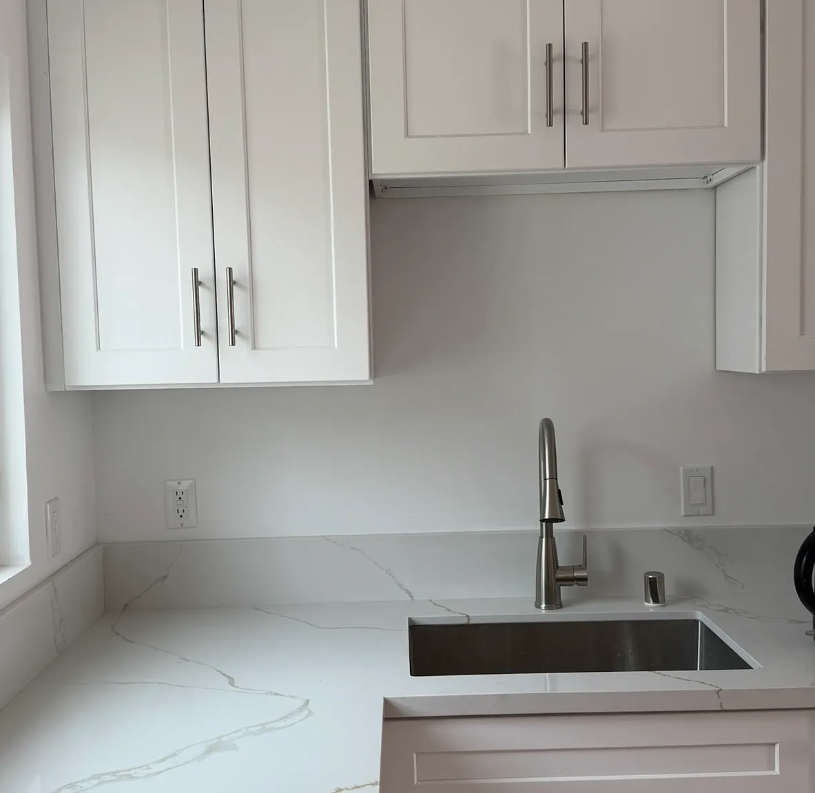 10230 Fernglen Ave — Photo 2