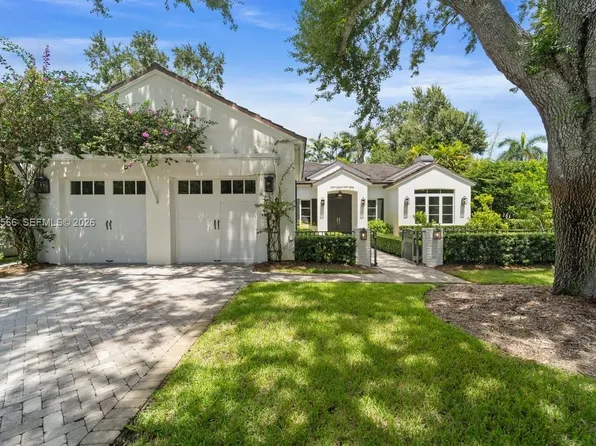 5851 SW 77th Ter, South Miami, FL 33143