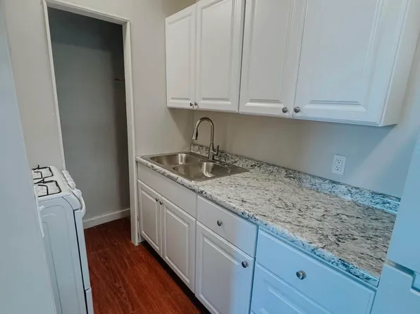 101 Ellinor Ct, Pensacola, FL