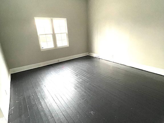 4th image of 1808 10th Ave N