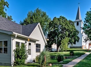 308 Maple St, Kennard, NE 68034