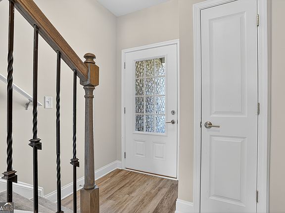 3rd image of 3404 Ripple Loop #130