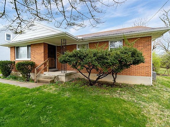 4th image of 3135 Oakmont Ave