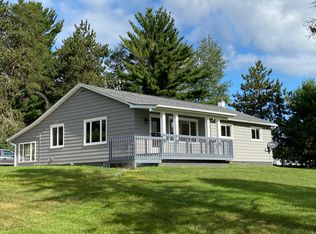 N2585 Krause Rd, Marinette, WI 54143
