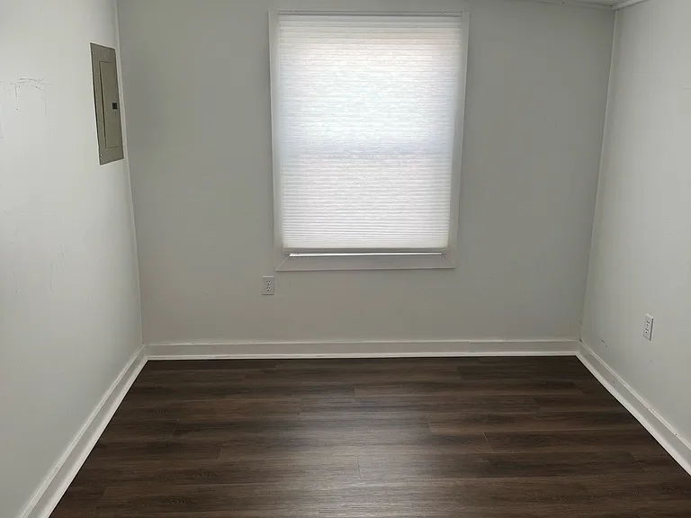 1516 King St — Photo 12