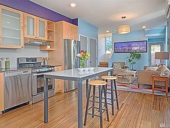 2nd image of 5047 37th Ave S