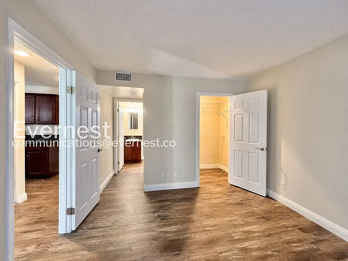 4540 Wilson Ave #101 — Photo 9