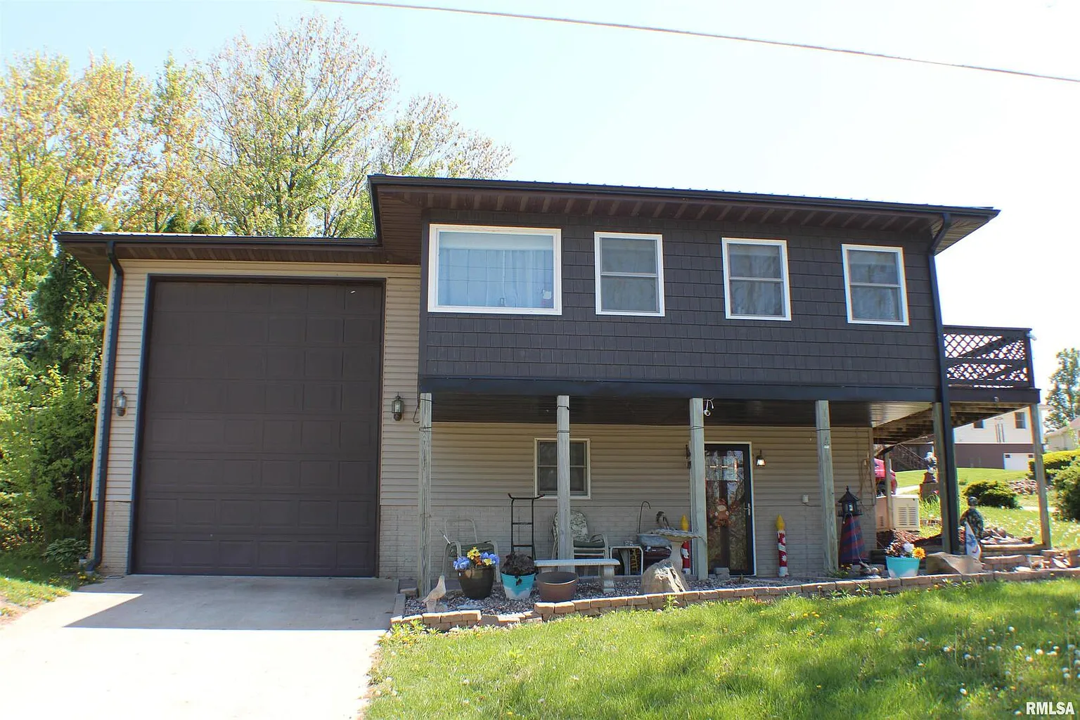 501 N Church St photo 1