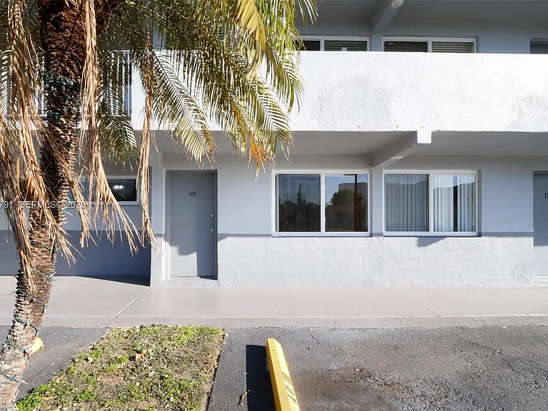11195 SW 1st St #119 — Photo 22