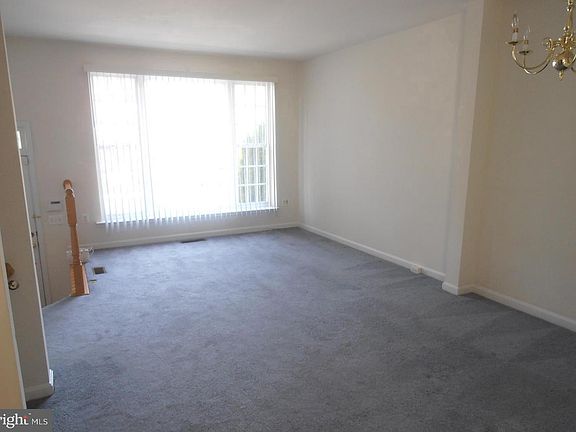 4th image of 7556 Great Swan Ct