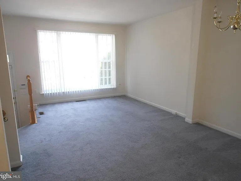 7556 Great Swan Ct — Photo 4