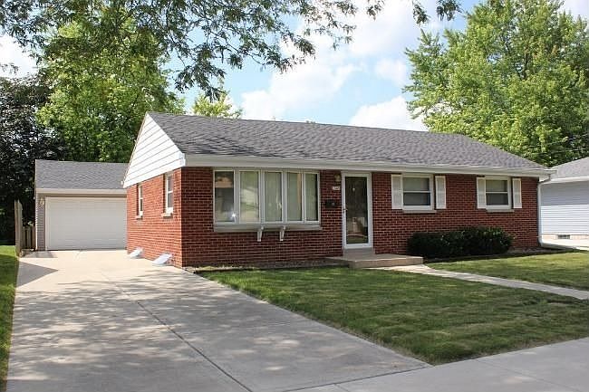 1st image of 1549 Birch Dr