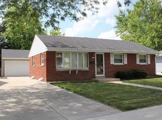 1549 Birch Dr, Waukesha, WI 53188