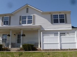 41 Freesia Dr, Romeoville, IL 60446