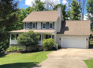 1664 Greenlawn Way, Lawrenceburg, IN 47025