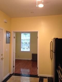 3rd image of 22 Jones St