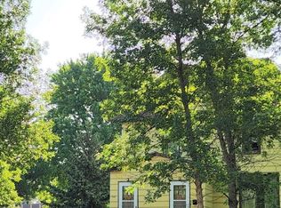 300 S Maple, Watertown, SD 57201