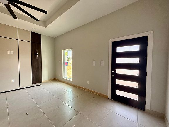 4th image of 222 Lusitano Dr