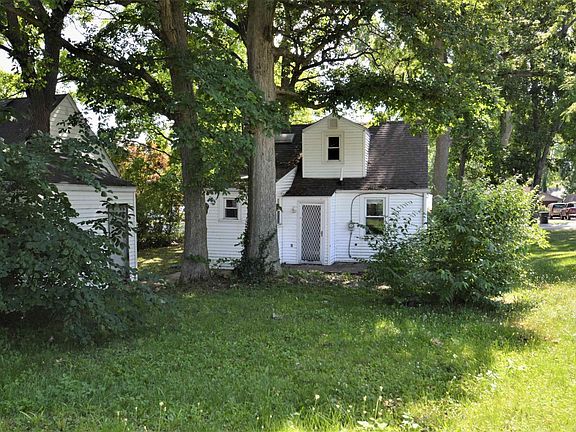 2nd image of 2507 Poinsette Dr