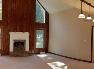 2473 Log Cabin Rd, Maidens, VA 23102