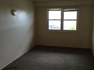350 Melba St, Staten Island, NY 10314