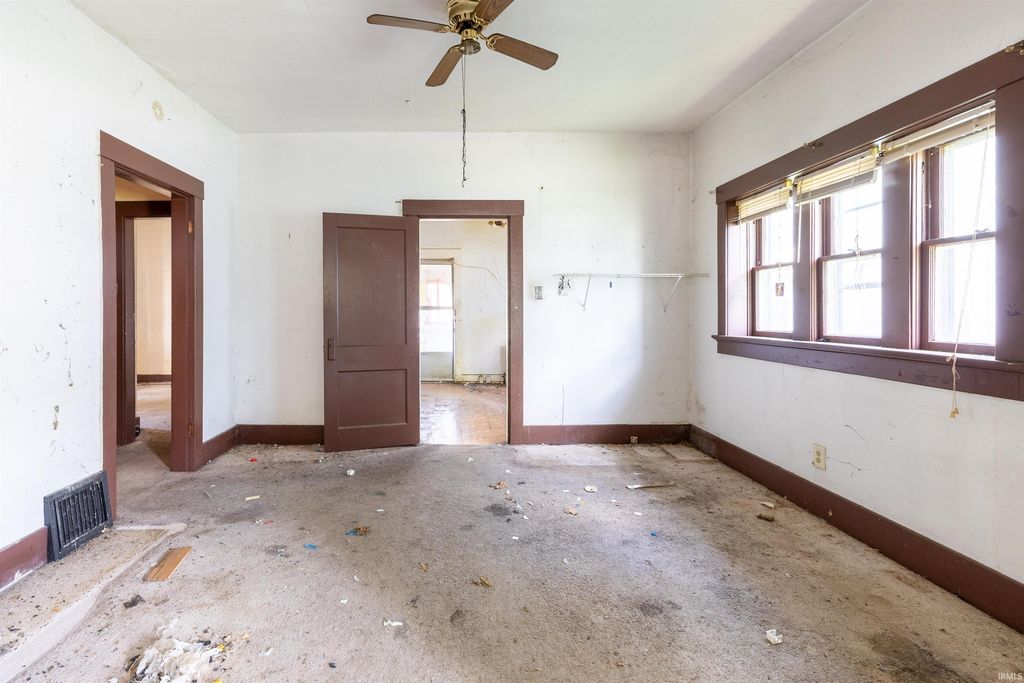 3525 S Harrison St, Fort Wayne, IN - More