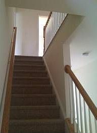 4th image of 221 Mosby Ln