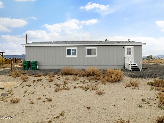 5th image of 2530 E 7th St