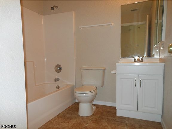 5th image of 4507 E 13th St