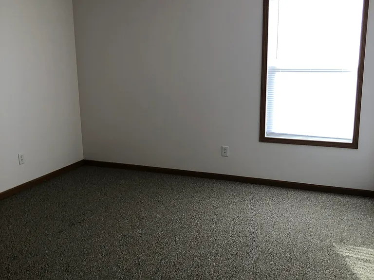 212 E Bridge St #212 — Photo 7