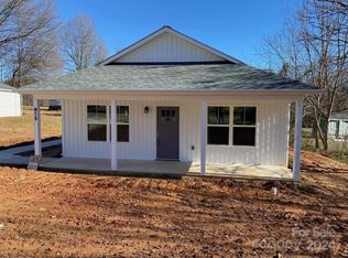 1021 Adams St, Statesville, NC 28677