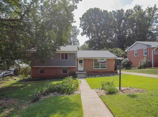 3220 Glenridge Dr, Raleigh, NC 27604