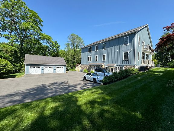 2nd image of 301 Edgeboro Dr APT 5
