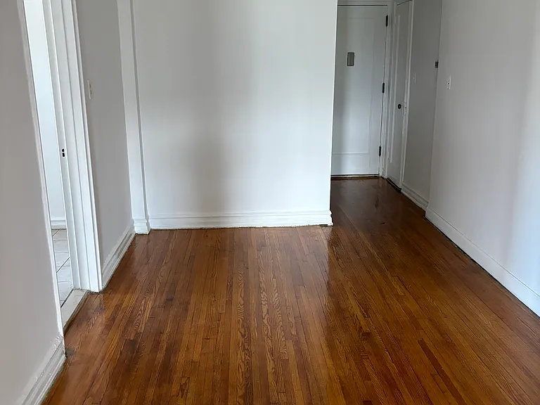 42-05 48th Ave #3D — Photo 4